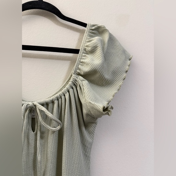 Topshop Lettuce Hem Off the Shoulder Dress in Sage Green - 8 - Picture 4 of 10